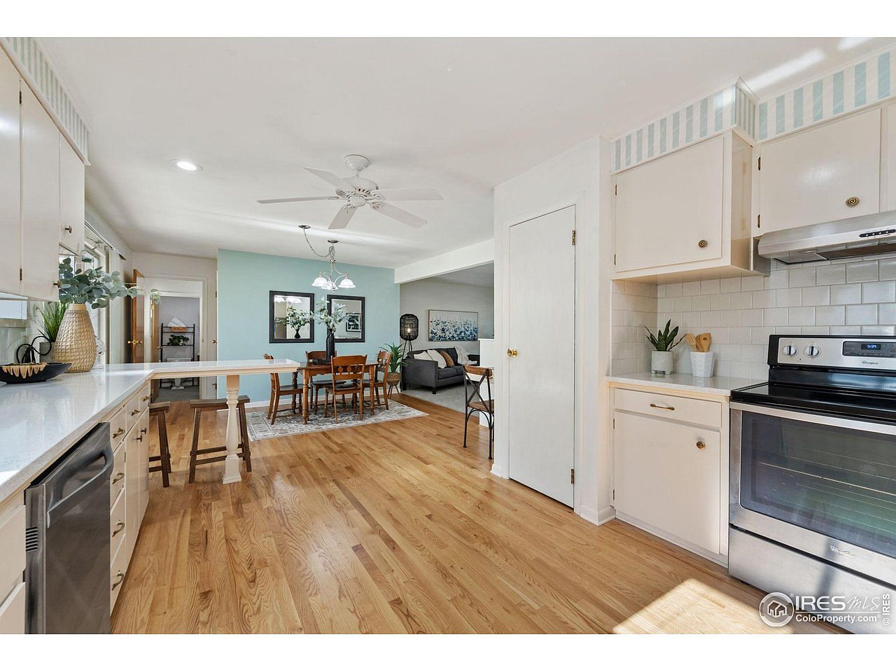 Listing photo of 821 36th Ave