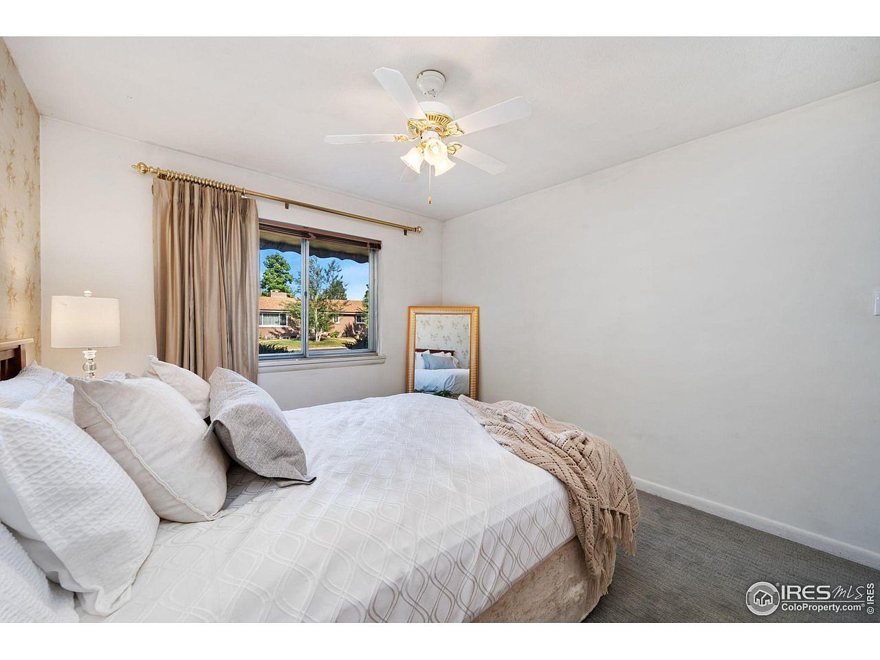 Listing photo of 821 36th Ave