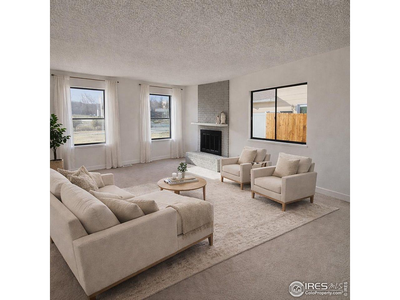 Listing photo of 1424 40th Ave