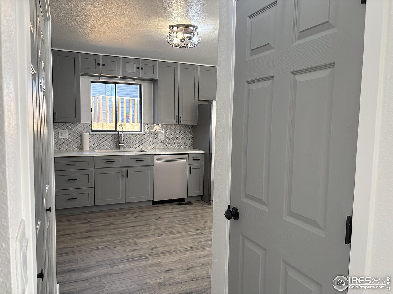 Listing photo of 1424 40th Ave