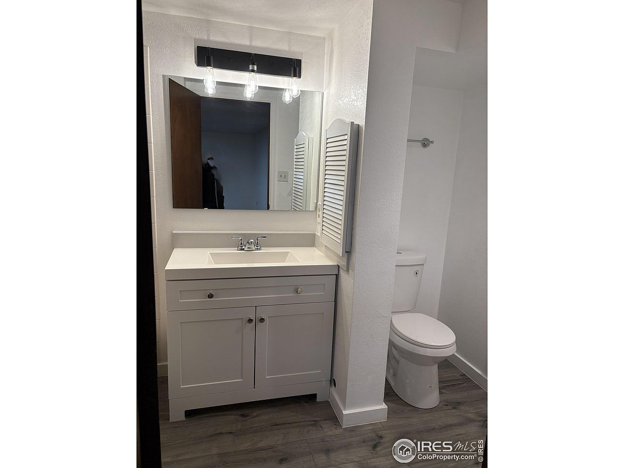 Listing photo of 1424 40th Ave