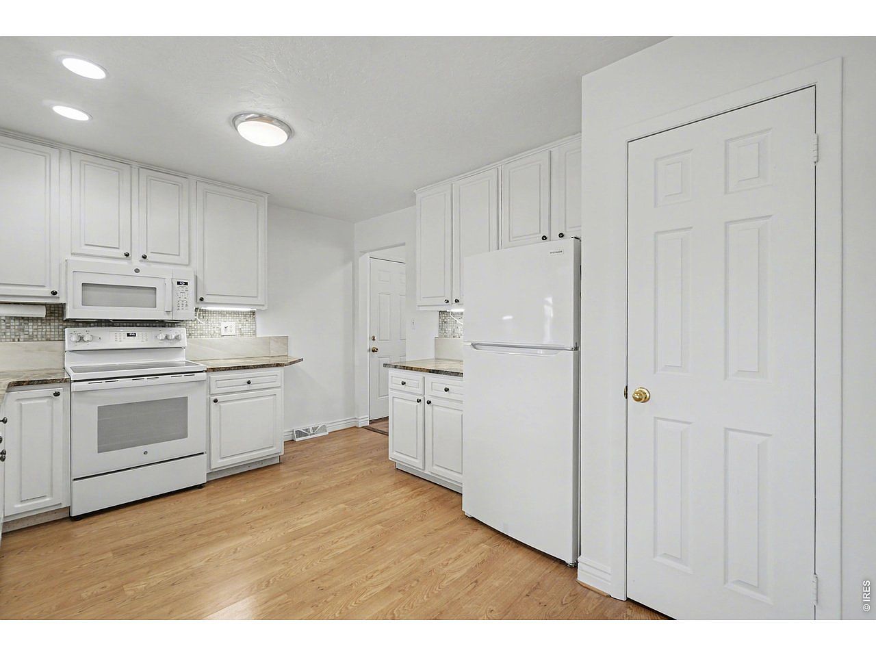 Listing photo of 3711 W 7th St Rd