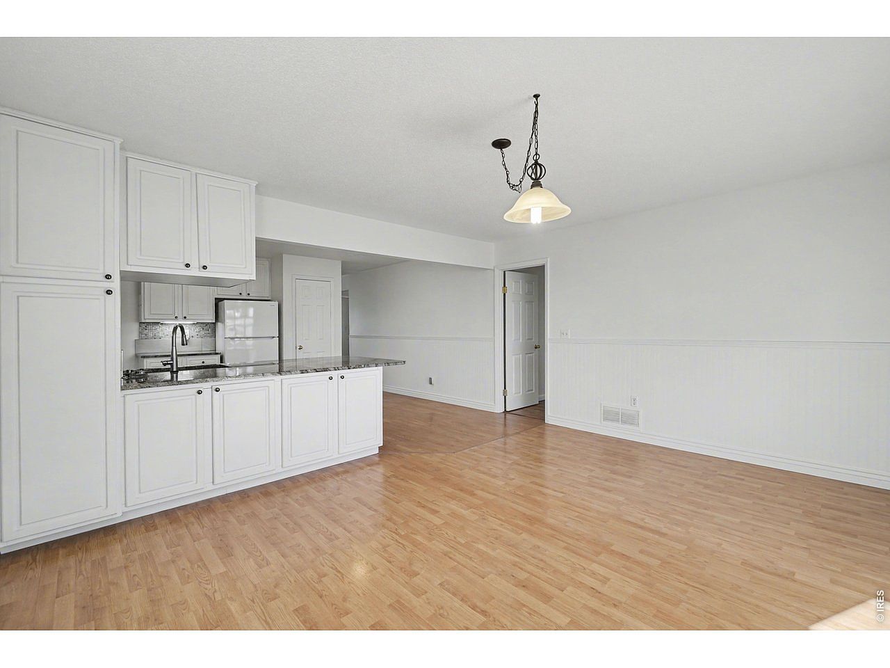 Listing photo of 3711 W 7th St Rd