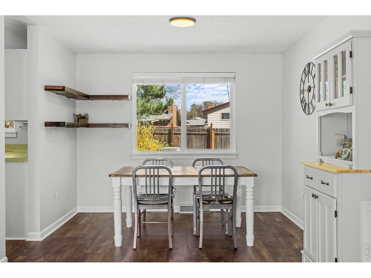 Listing photo of 2118 27th Ave