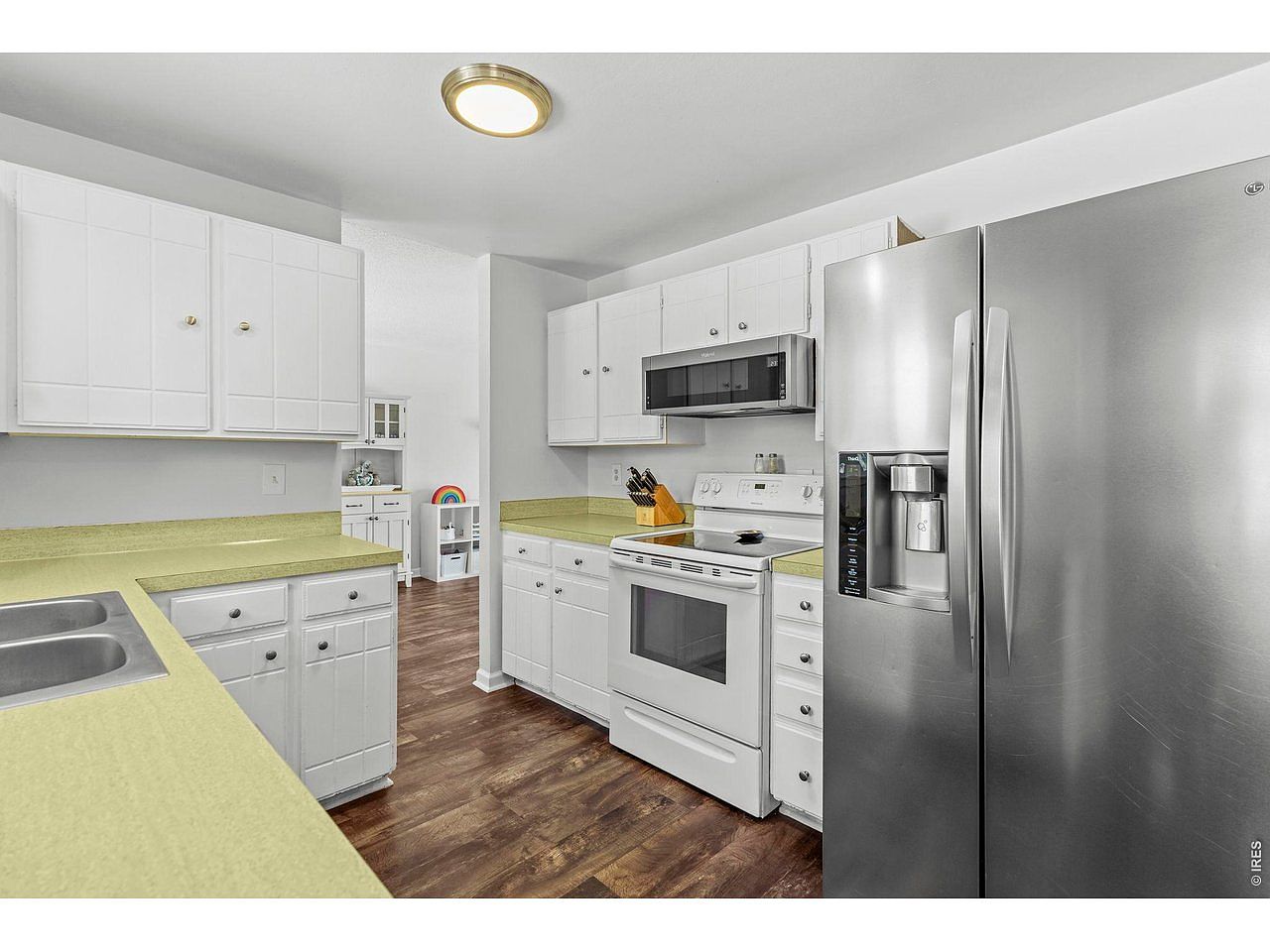 Listing photo of 2118 27th Ave